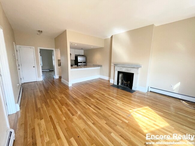 Photo - 670 Massachusetts Ave Unit 4