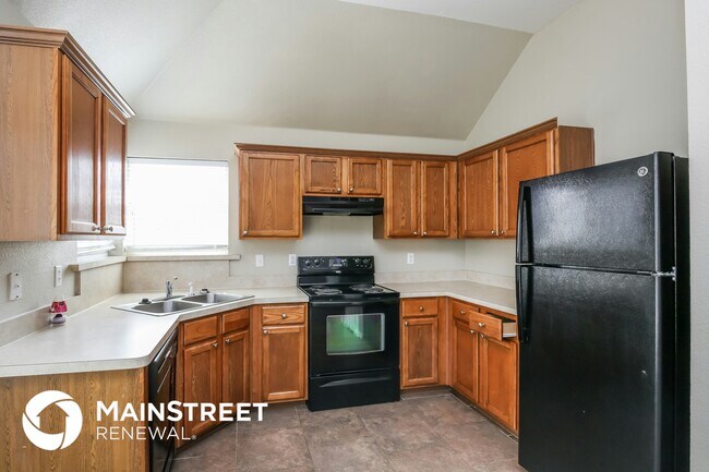 Photo - 125 Currie Ct