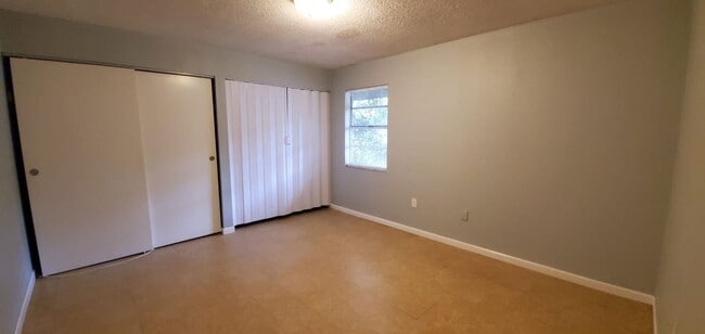 Photo - 2/1.5 Move In Ready Unit 2578 Chestnut Woods Dr