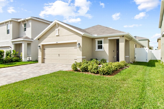 Photo - LIKE NEW Home For Rent in Southfork Lakes!