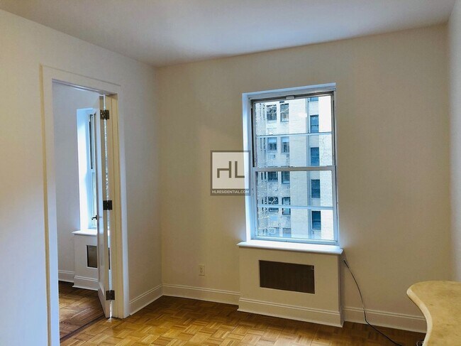 Photo - EAST 72 STREET Unit 4R