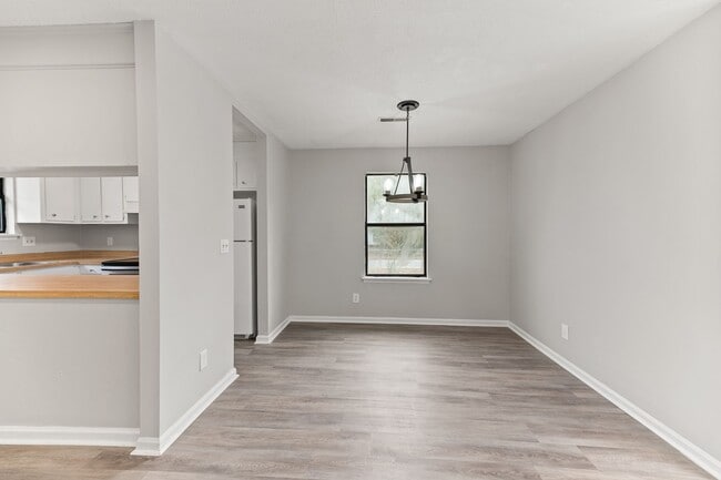 Photo - 165 Hummingbird Ave Unit A