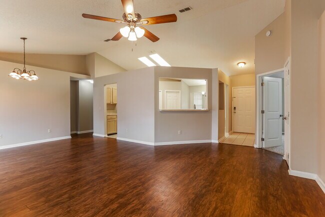 Photo - 2955 Waters View Cir