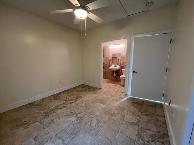 Photo - AVAILABLE NOW!! 2 Bed / 2 Bath Townhome in the Heart of FWB
