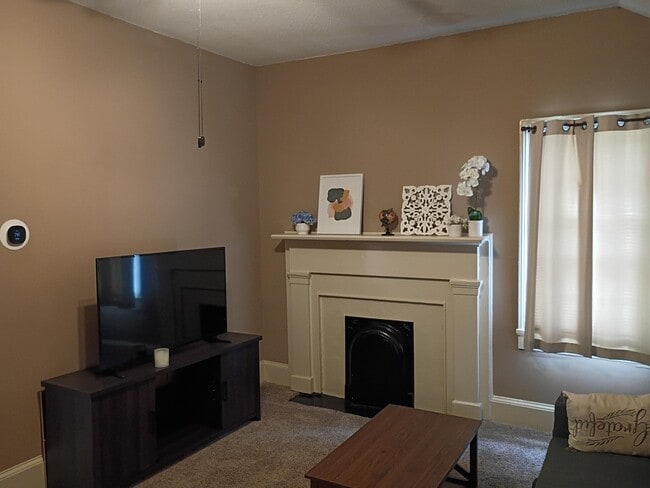 Photo - 350 Telfair St