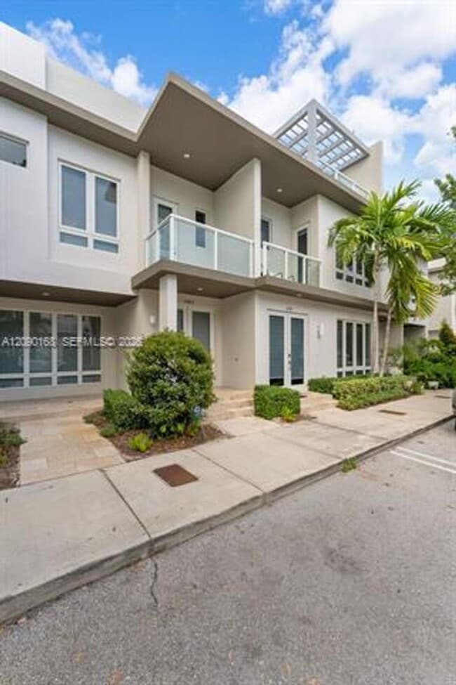 Photo - 10415 NW 64th Terrace