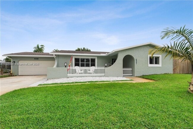 Building Photo - 4081 Lake Dr Rental