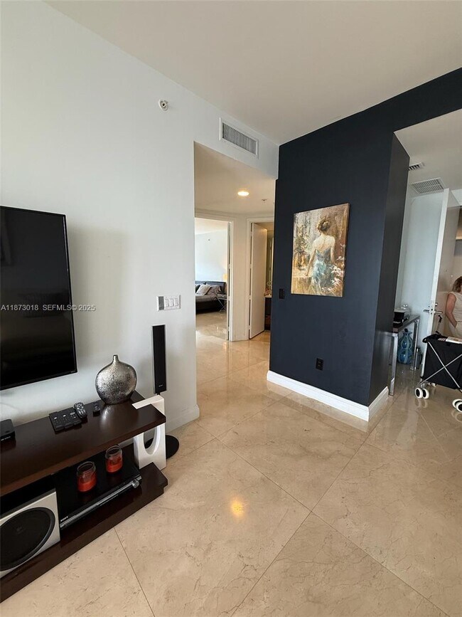 Photo - 18201 Collins Ave Unit 4001