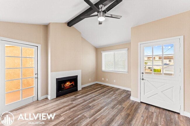 Building Photo - 3244 Clay St Unit 1/2