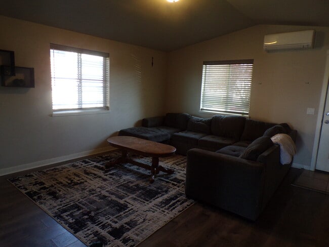 Photo - 759 N Sunrise Dr