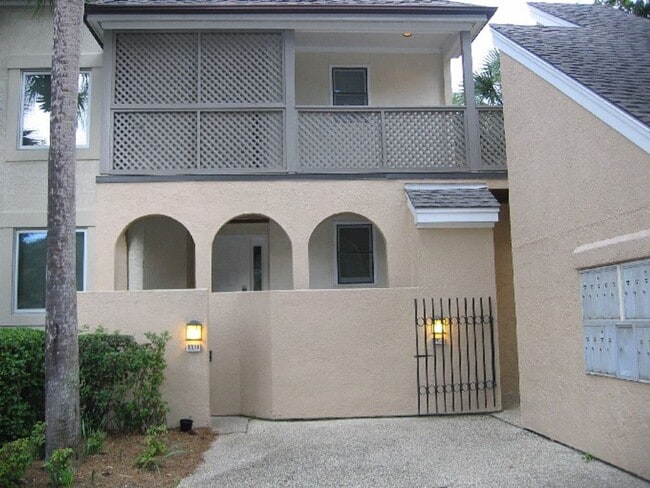 Building Photo - Colonnade Shipyard Unit 137