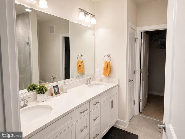 Photo - 3505 Bellflower Ln Unit 303