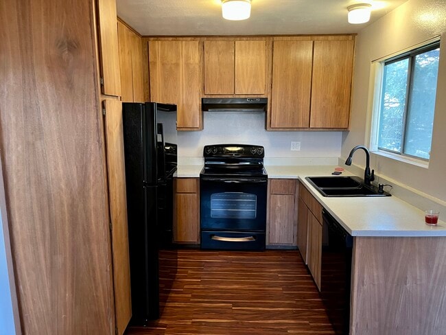 Photo - 1811 E Grand Ave Unit 192