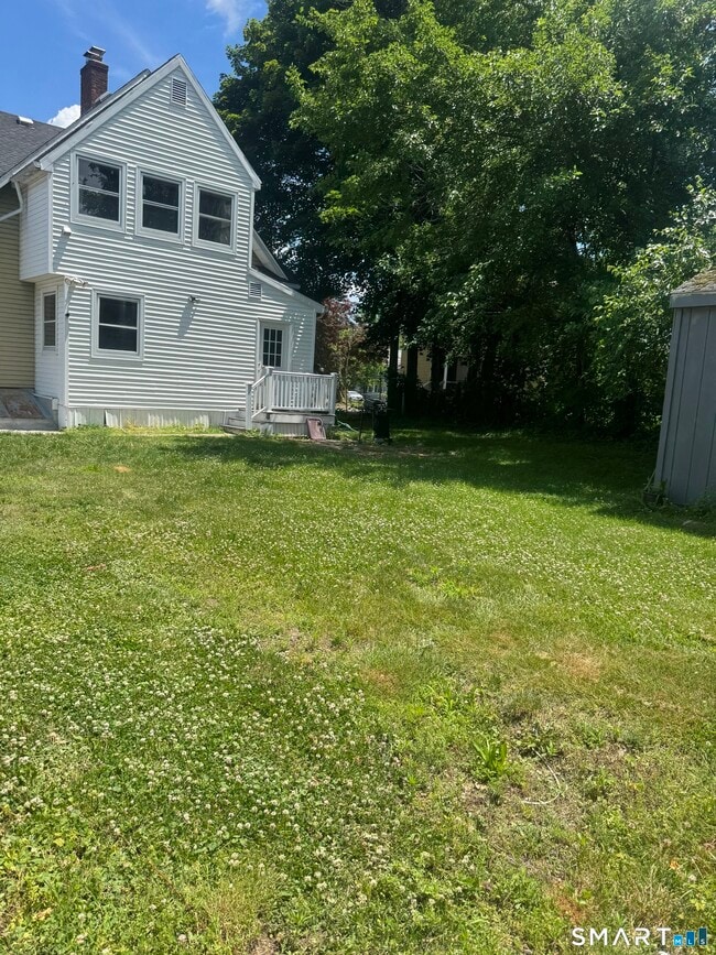 Photo - 77 Tulip St Unit 1