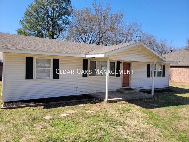 Great house in Prairie Grove with large yard - Great house in Prairie Grove with large yard