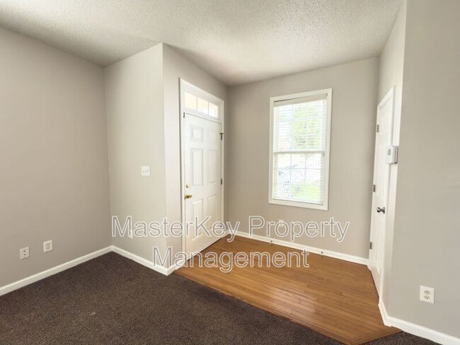 Photo - 4421 Windsock Ln