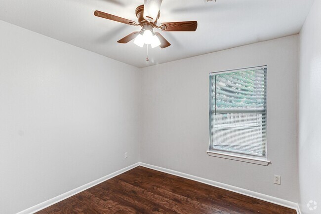 Building Photo - 6433 Leana Ave Rental