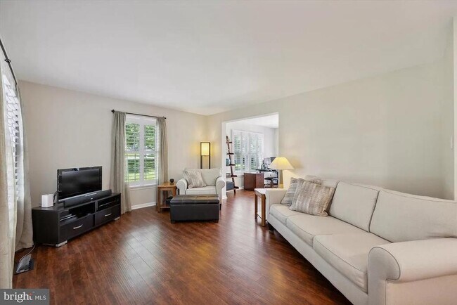 Photo - 701 Kilduff Ct