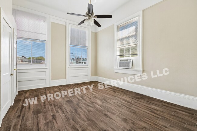 Photo - 2332 Ursulines Ave Unit B