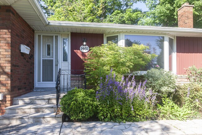 Photo - 1461 Moss Glen Rd