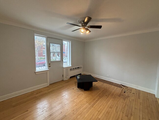 Photo - 3 BED - 1 BATH - OTTAWA - APARTMENT Unit 3 BED