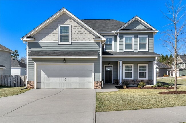 Photo - 705 Navan Ln
