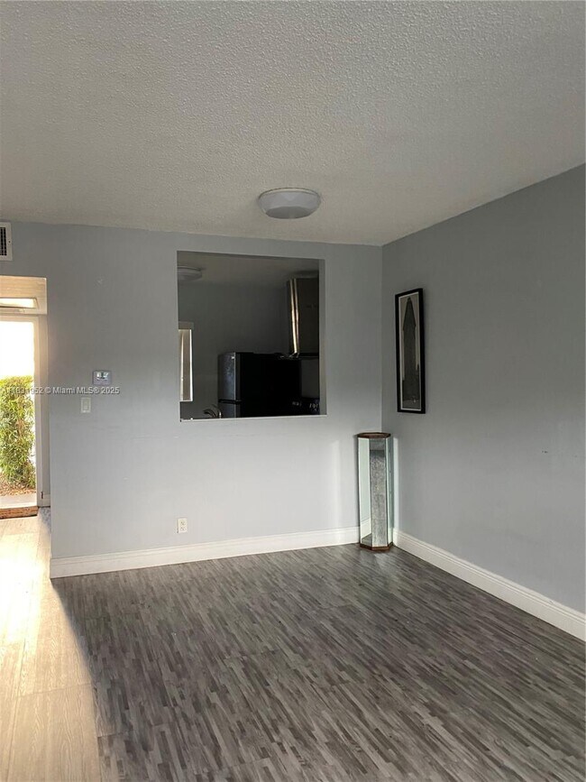 Photo - 5102 NW 36th St Unit 406