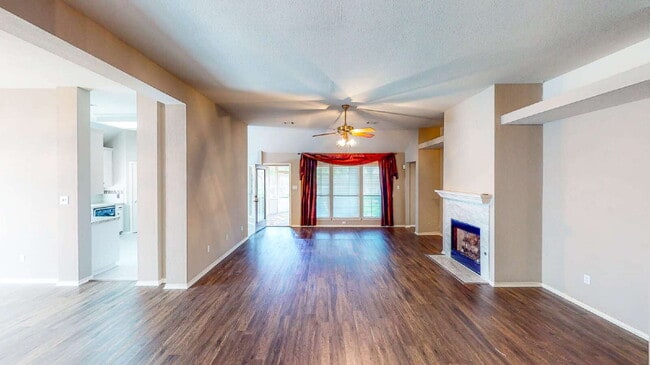 Photo - 1705 Coral Dr