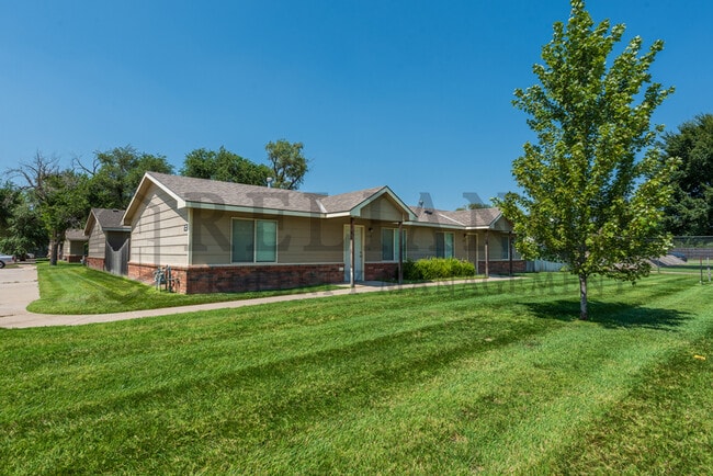 Photo - 4204 Newell St