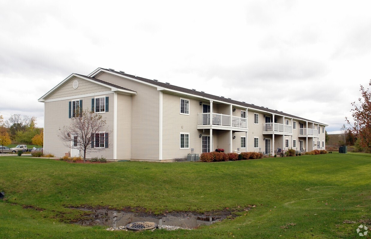 Photo - 417 Maynard St