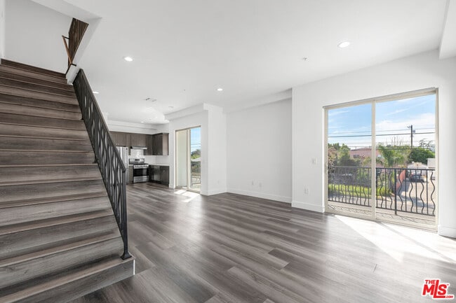 Photo - 6006 Klump Ave Unit 1