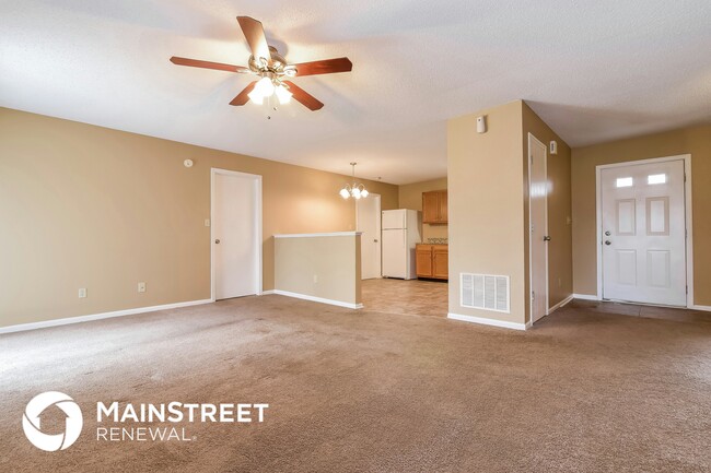 Photo - 7467 Grandview Dr