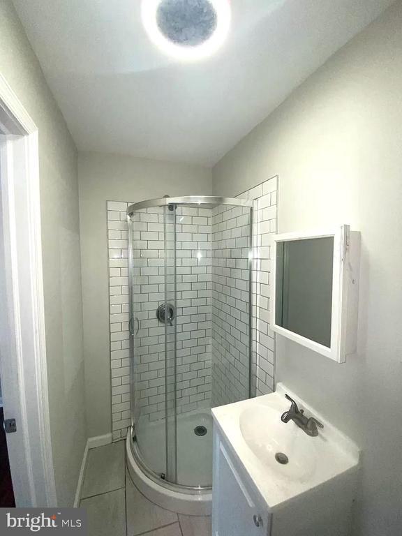 Photo - 1464 N 52nd St