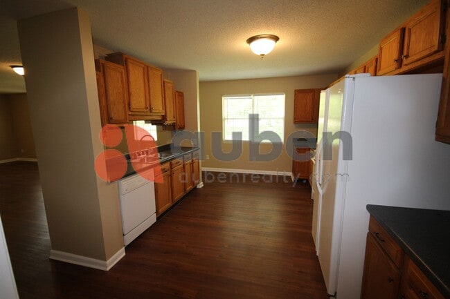 Photo - Quiet 3 Bedroom 2 Bath with Creek Access