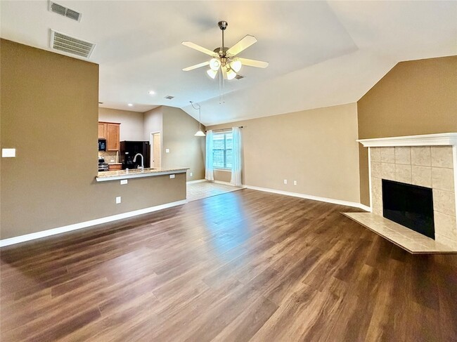 Photo - 3504 Northpointe Drive