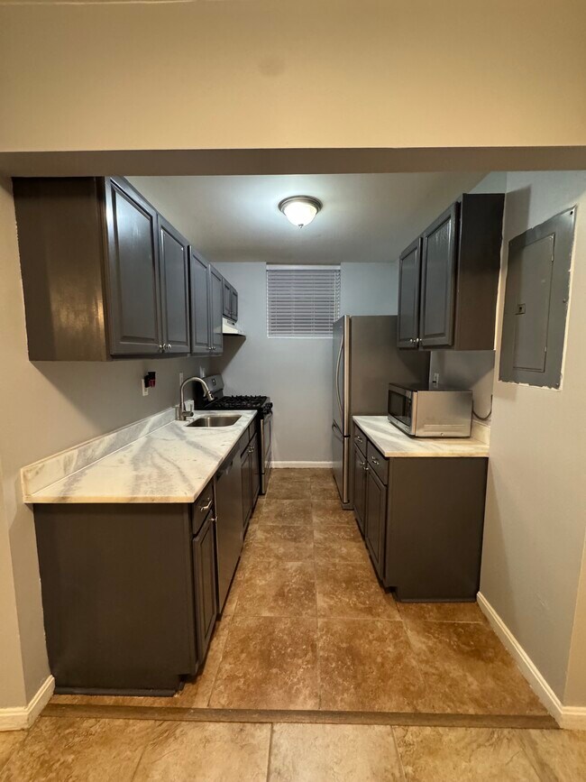 Photo - 11 46th St SE Unidad B-1