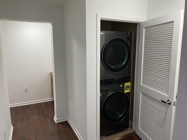 New Washer / Dryer in Hallway - 111 S De Lacey Ave Unit 114