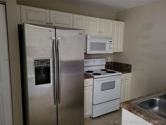 1957 Freeport Dr Unit 1957