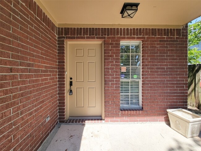 Photo - 12226 Cardston Ct