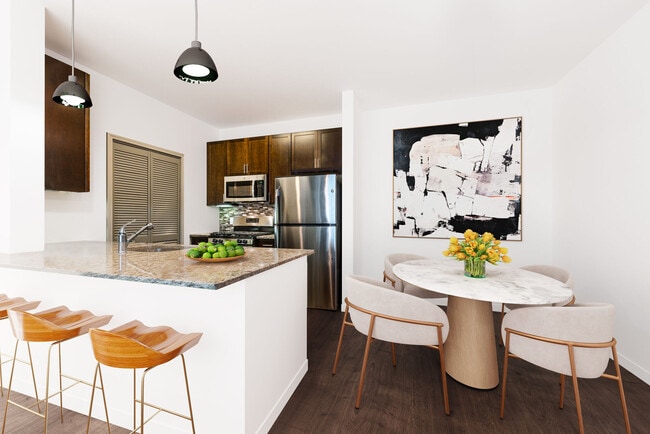 Building Photo - The Reserve at the Boulevard Rental
