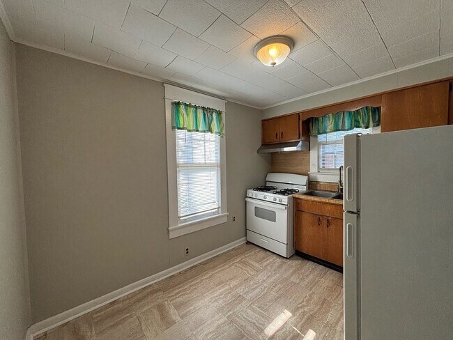 Photo - 202-B N Virginia Ave