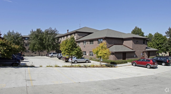 Sheboygan Regency House for Seniors 55+ - Sheboygan Regency House for Seniors 55+
