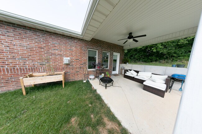 Photo - 603 Spring Ridge Rd