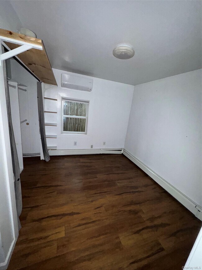 Photo - 14 Locust St