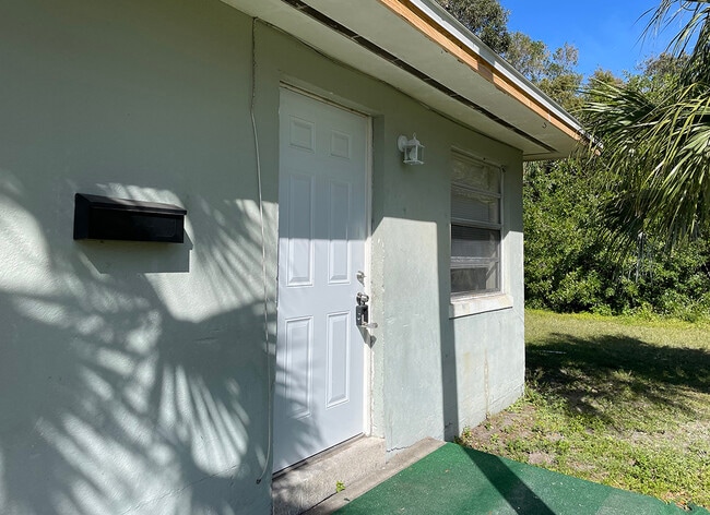 Photo - 810 Palm Bluff St Unidad 810 1/2 Palm Bluff