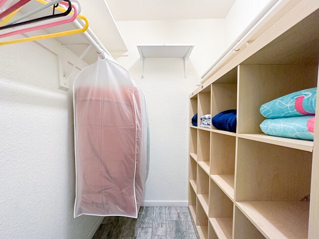 Photo - 1215 E Lemon St Unit Lemon L