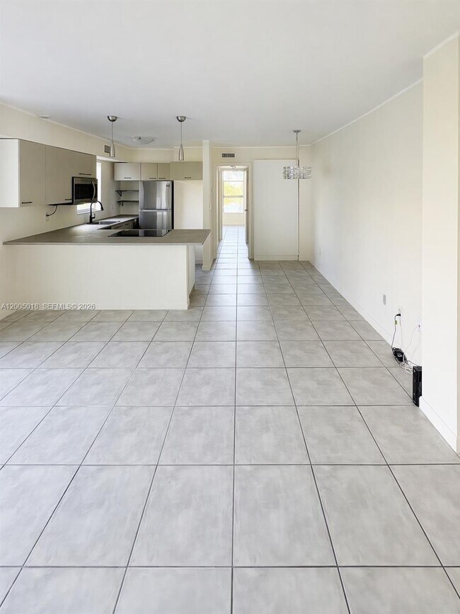 Photo - 777 NE 62nd St Unit C402