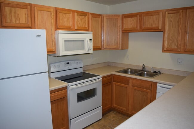 Photo - Beautiful 2 Bedroom, 2 Bathroom Duplex with a Garage!