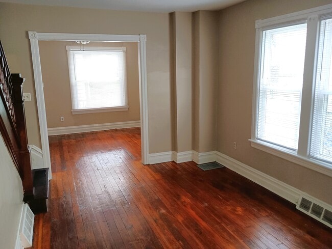 Photo - 513 Hanover St