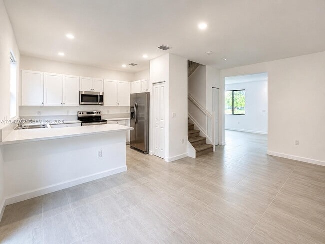 Photo - 307 NE 208th Terrace